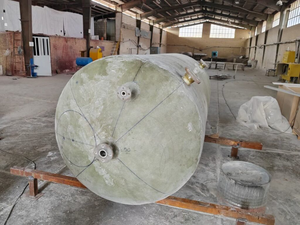 آیا زمان خداحافظی با مخازن فلزی رسیده؟ بررسی ۷ مزیت شگفت‌انگیز مخازن کامپوزیتی